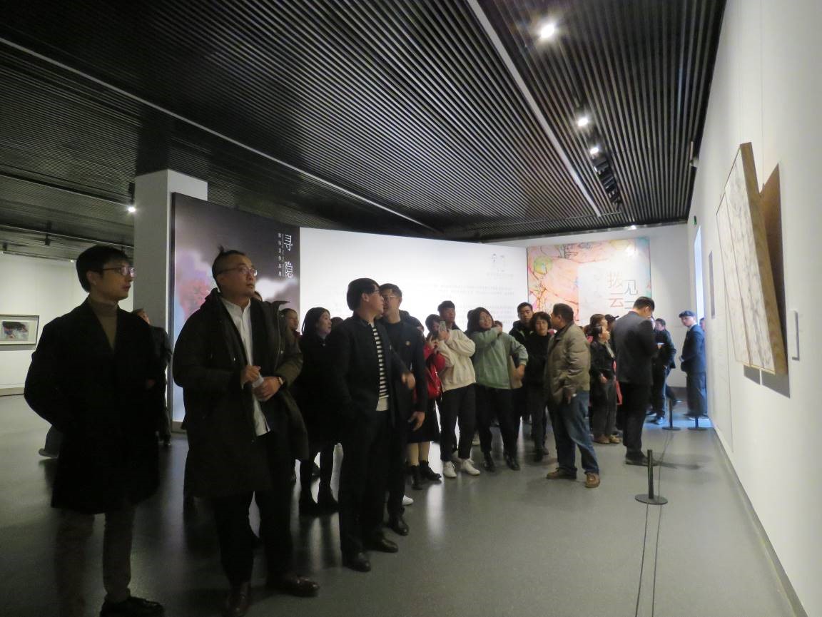 《尋隱》——郭華衛作品展暨學術講座在淮安市美術館成功舉辦！