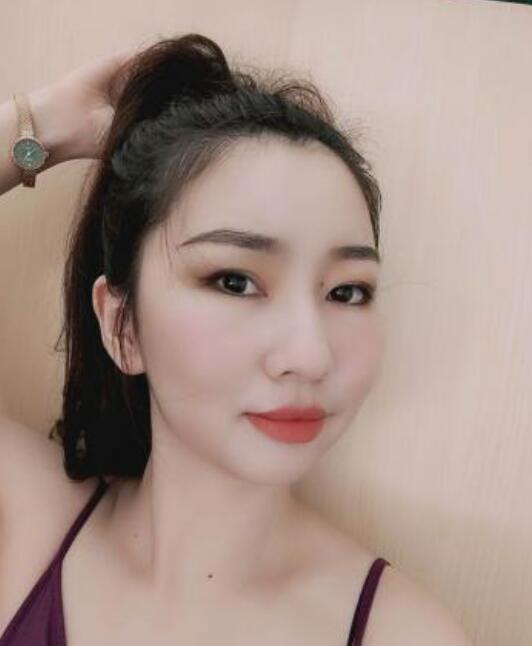 王佳油畫作品——眾志成城 抗擊肺炎主題網絡書畫攝影展優秀作品