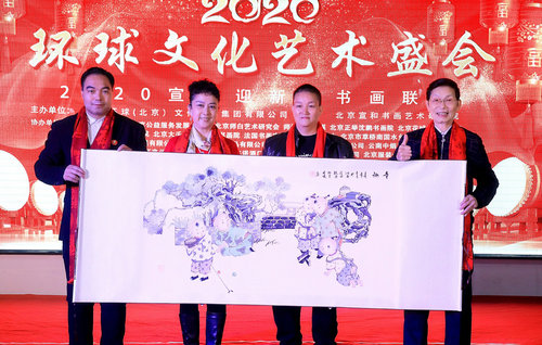 周曦：以中西繪畫思想創(chuàng)新時(shí)尚畫風(fēng)
