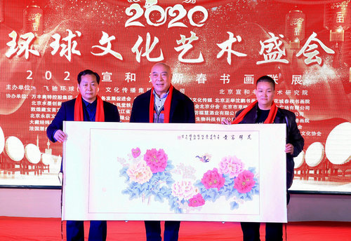 周曦：以中西繪畫思想創(chuàng)新時(shí)尚畫風(fēng)