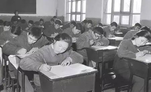 作家高考往事：為什么我平時(shí)成績(jī)一般，高考考得那么好？