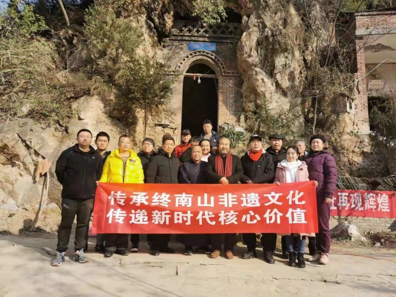 拉指診療非遺傳承人——雷尚 拉指診療非遺傳承人——雷尚