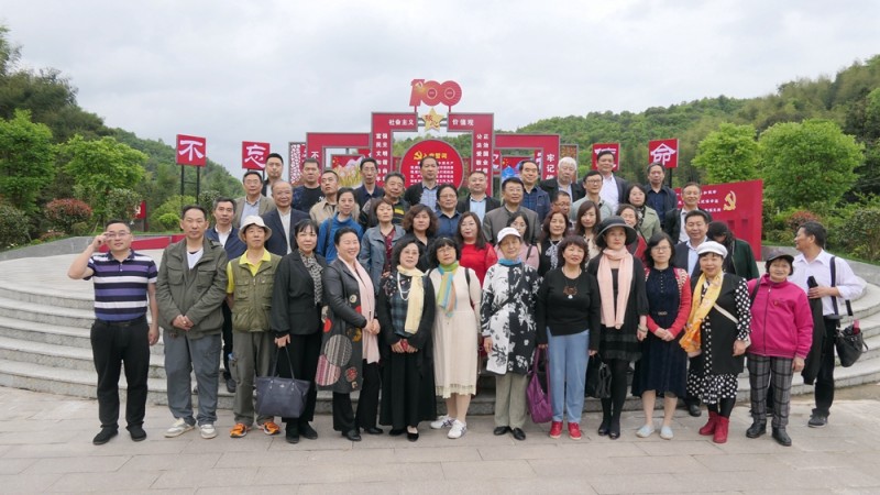 中國文藝名家“品讀大美贛鄱  放歌萬年石鎮(zhèn)”采風(fēng)系列活動舉辦