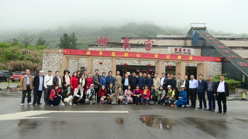 中國文藝名家“品讀大美贛鄱  放歌萬年石鎮(zhèn)”采風(fēng)系列活動舉辦