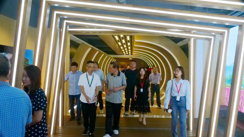 “品讀孝鄉 放歌和也”藝術之旅·第12屆中國作家新創作論壇在安吉舉行