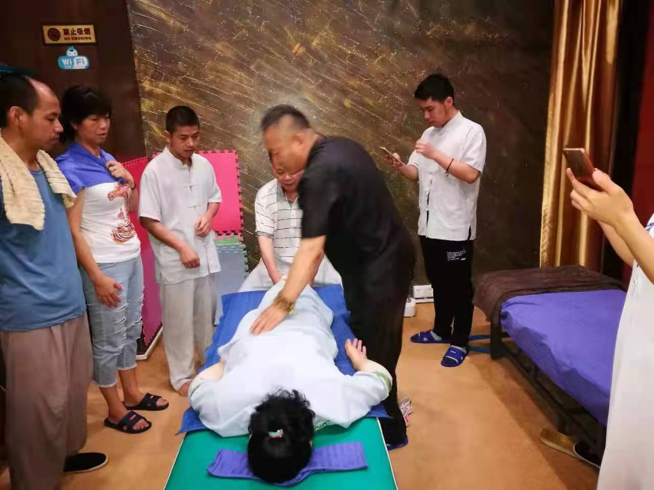 悲智雙運(yùn) 醫(yī)術(shù)精湛，中醫(yī)傳人——杜愛(ài)民