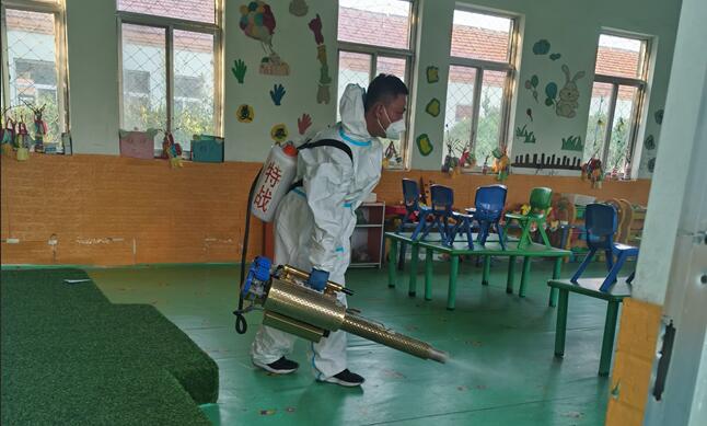 山東陽信流坡塢鎮二陳幼兒園利用周末殺病毒