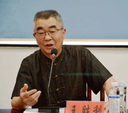 安徽硒泰食品有限公司與周總理扮演者趙誠(chéng)祥簽約品牌形象代言?xún)x式在仙寓山舉行