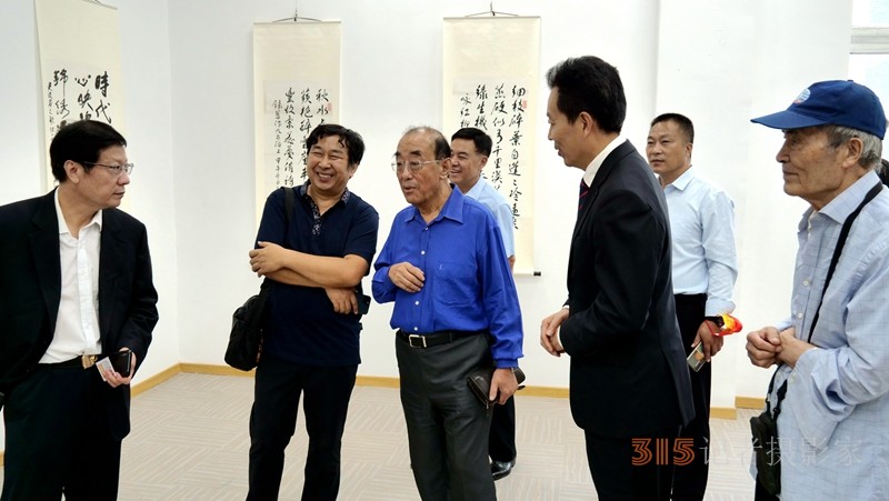 中國(guó)書畫同源藥食同源名家名優(yōu)精品展在京舉行