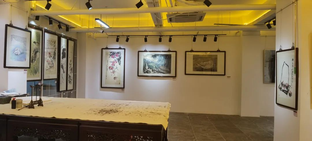 迎新年＂愿景共享＂中美聯合藝術交流展在上海中國書法院北外灘藝術館開展