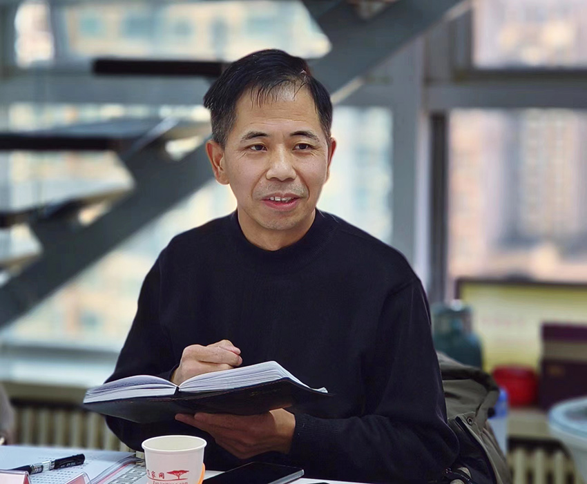 “作家網(wǎng)簽約作家王軍詩歌作品研討會(huì)”在京舉辦