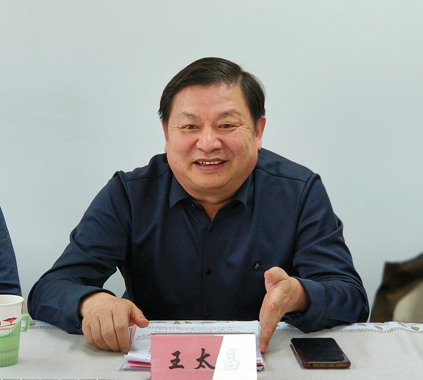 “作家網(wǎng)簽約作家王軍詩歌作品研討會(huì)”在京舉辦