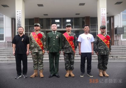 接力從軍路 立志守邊疆——邳州市官湖鎮三對“父子(兄弟)兵”的傳承