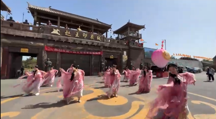 “品讀千年古都，放歌趙王集團” 中國文藝名家走進河北邯鄲采風系列活動成功舉辦
