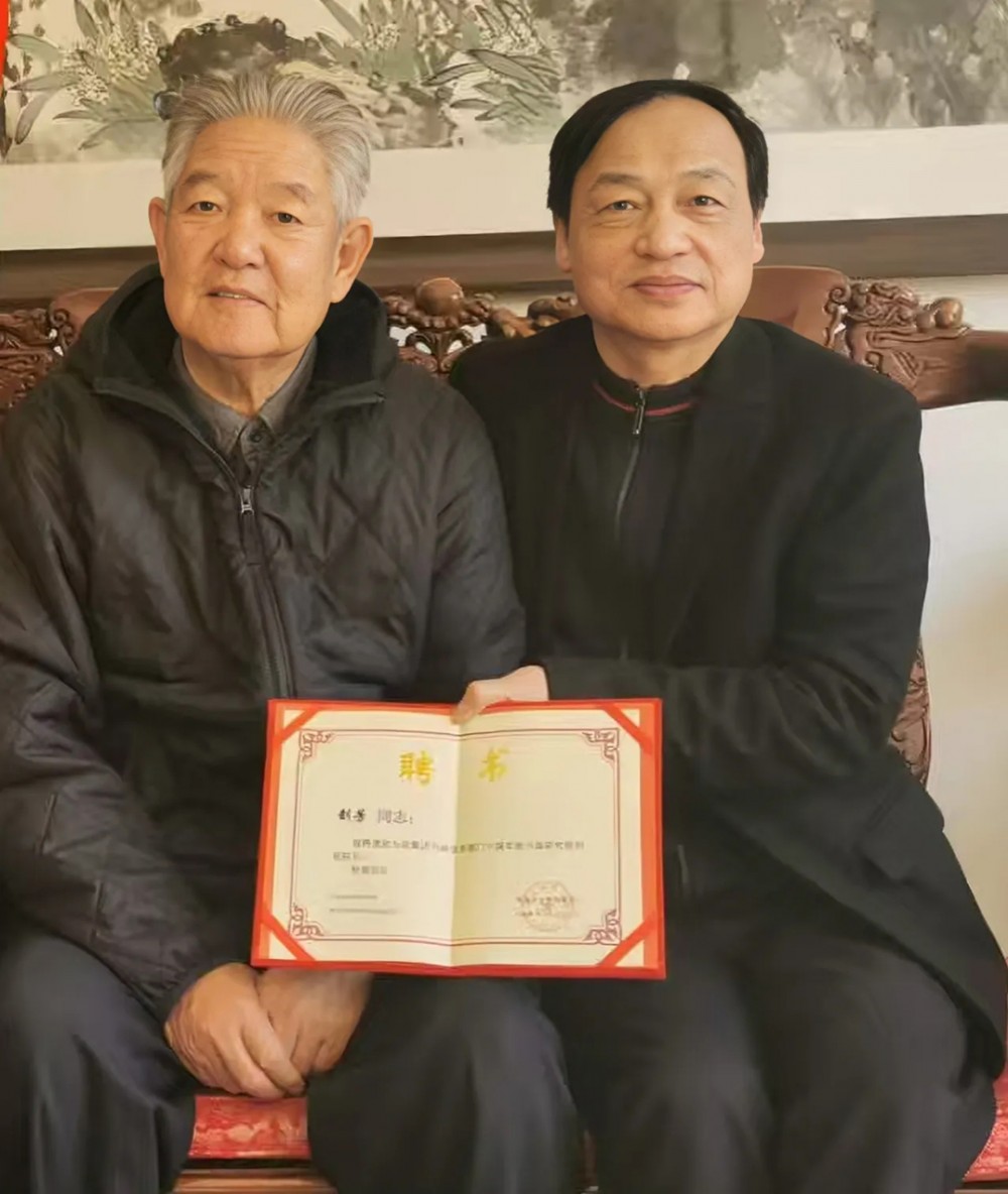 裴懷亮上將會見中國軍地書畫院代表 鼓勵當(dāng)好踐行文化自信旗手