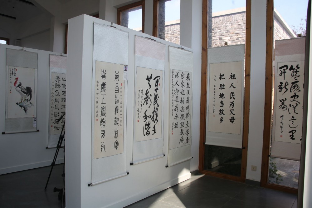 翰墨銘史 警鐘長(zhǎng)鳴——紀(jì)念抗戰(zhàn)勝利80周年將軍書(shū)畫(huà)展在唐陵村隆重開(kāi)幕