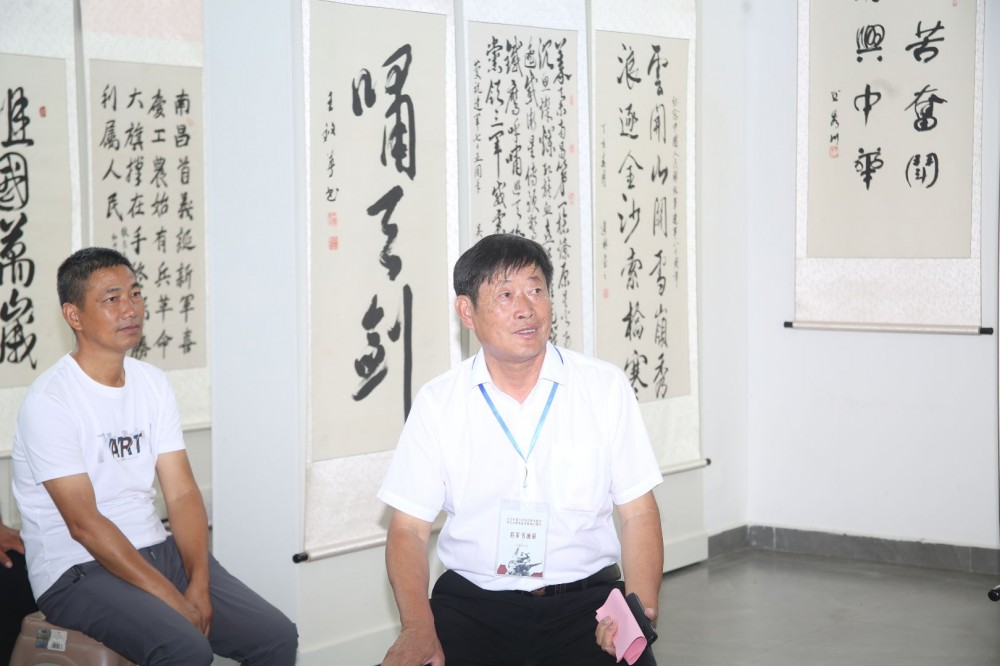 翰墨銘史 警鐘長(zhǎng)鳴——紀(jì)念抗戰(zhàn)勝利80周年將軍書(shū)畫(huà)展在唐陵村隆重開(kāi)幕
