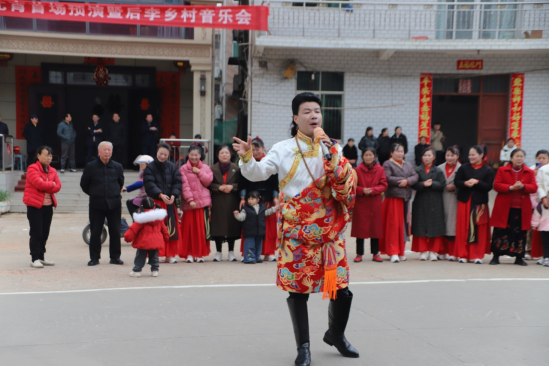 鼓樂歡騰慶元宵 鄉音雅韻潤民心——龍岡女子鼓舞隊慶元宵展演暨鄉村音樂會圓滿舉行