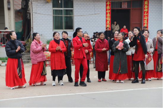 鼓樂歡騰慶元宵 鄉音雅韻潤民心——龍岡女子鼓舞隊慶元宵展演暨鄉村音樂會圓滿舉行